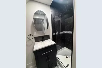 164 E 31st St, Paterson, NJ 07514 - Photo 13