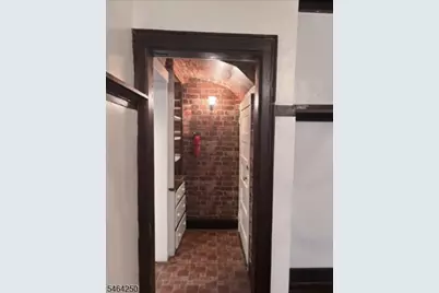 131 Greenwood Ave, East Orange, NJ 07017 - Photo 5