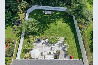 11 Marquette Rd, Montclair, NJ 07043 - Photo 45