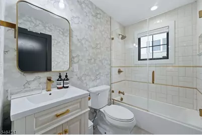 11 Marquette Rd, Montclair, NJ 07043 - Photo 17