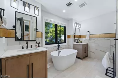 11 Marquette Rd, Montclair, NJ 07043 - Photo 21