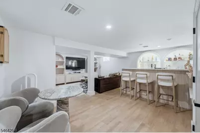 11 Marquette Rd, Montclair, NJ 07043 - Photo 33