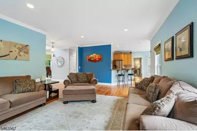 9 Inwood Ter, Fairfield, NJ 07004 - Photo 13