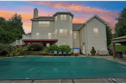 9 Inwood Ter, Fairfield, NJ 07004 - Photo 45