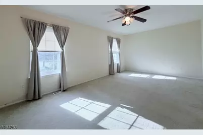 378 Hawkshead Way, Franklin Township, NJ 08873 - Photo 13