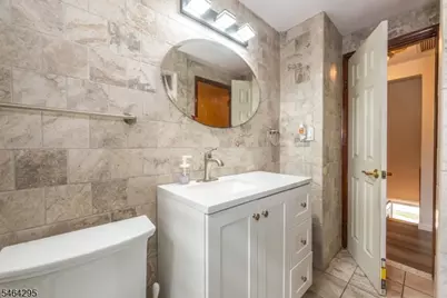 34 Meadow Ln, Clifton, NJ 07012 - Photo 17