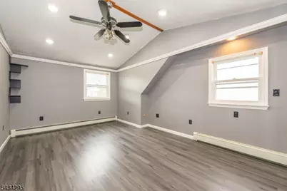 34 Meadow Ln, Clifton, NJ 07012 - Photo 15