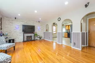 34 Meadow Ln, Clifton, NJ 07012 - Photo 5