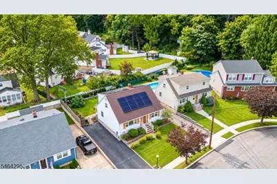 34 Meadow Ln, Clifton, NJ 07012 - Photo 27