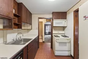 71 E 3rd St, Bayonne, NJ 07002 - Photo 15