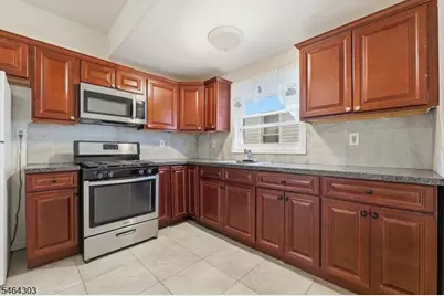 231 Renner Ave #2, Newark, NJ 07112 - Photo 11