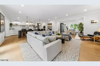 23 Woodfield Drive, Millburn, NJ 07078 - Photo 9
