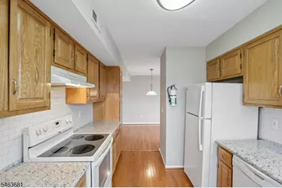 8 Bentley Court, Bedminster Township, NJ 07921 - Photo 21