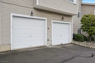 8 Bentley Ct, Bedminster Township, NJ 07921 - Photo 41
