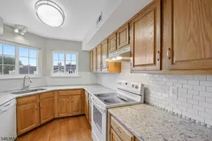 8 Bentley Ct, Bedminster Township, NJ 07921 - Photo 19