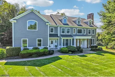 5 Chesterfield Dr, Chester, NJ 07930 - Photo 1