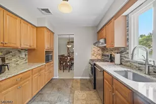 33 Celtic Way, Parsippany, NJ 07054 - Photo 13