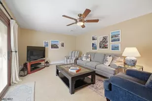 33 Celtic Way, Parsippany, NJ 07054 - Photo 15
