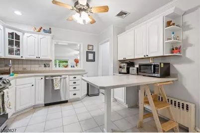 17 Cherry Ln, Mendham Township, NJ 07945 - Photo 7