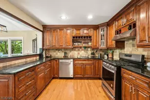 166 Beech Terrace, Wayne, NJ 07470 - Photo 13