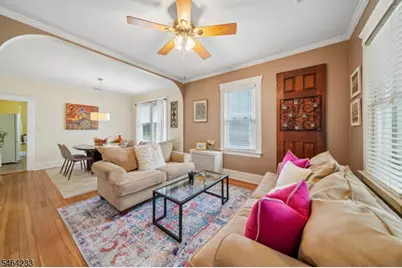 38 Franklin St, Union Township, NJ 07088 - Photo 3