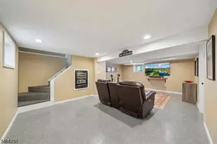 38 Franklin St, Union Township, NJ 07088 - Photo 17