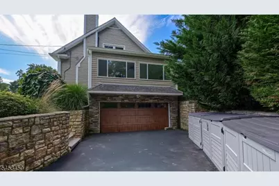 34 Grandview Dr, Wayne, NJ 07470 - Photo 41
