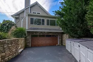 34 Grandview Dr, Wayne, NJ 07470 - Photo 41