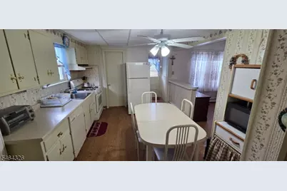 104 Piaget Ave, Clifton, NJ 07011 - Photo 5