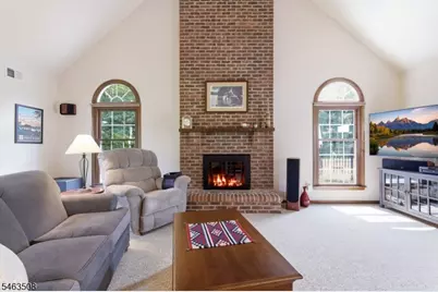 658 Main St, Union Township, NJ 08802 - Photo 7