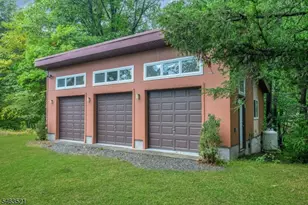 138 Shongum Rd, Denville Twp., NJ 07834 - Photo 3