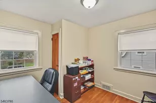 932 Pennsylvania Ave, Union Township, NJ 07083 - Photo 23