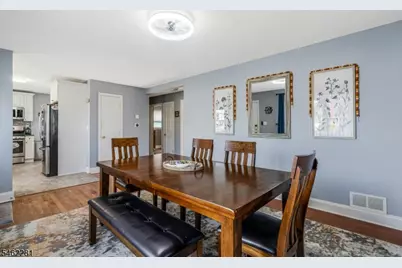 324 Codrington Pl, Bound Brook, NJ 08805 - Photo 7