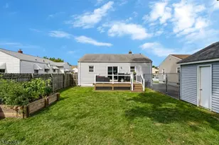 324 Codrington Pl, Bound Brook, NJ 08805 - Photo 29