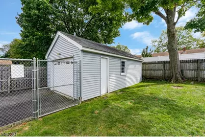 324 Codrington Pl, Bound Brook, NJ 08805 - Photo 31