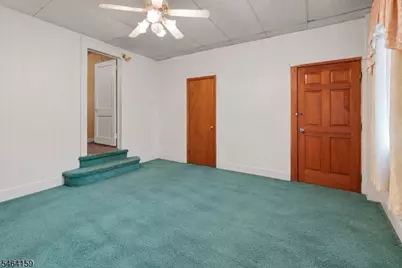1211 Bergen Ave, Linden, NJ 07036 - Photo 5