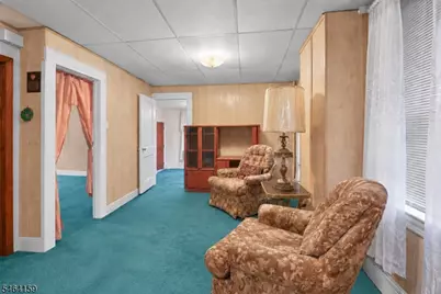 1211 Bergen Ave, Linden, NJ 07036 - Photo 9