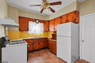 1211 Bergen Ave, Linden, NJ 07036 - Photo 27
