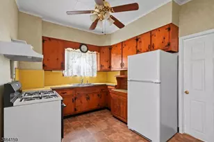 1211 Bergen Ave, Linden, NJ 07036 - Photo 27