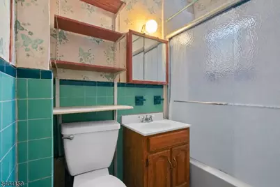 1211 Bergen Ave, Linden, NJ 07036 - Photo 29