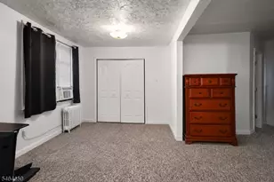 1211 Bergen Ave, Linden, NJ 07036 - Photo 15