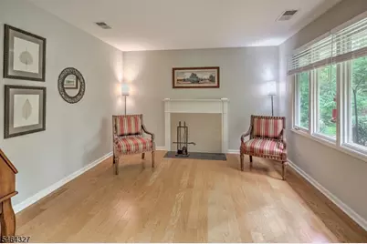 27 Village Dr, Bernards Township, NJ 07920 - Photo 7