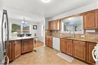 69 Avenue C, Lodi, NJ 07644 - Photo 7