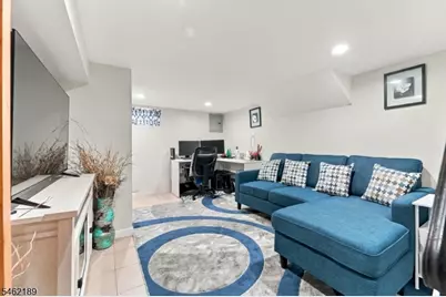 69 Avenue C, Lodi, NJ 07644 - Photo 19