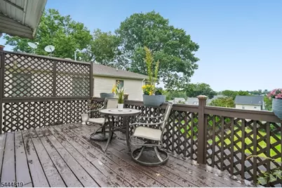 70 Hillside Ave, West Orange Township, NJ 07052 - Photo 27