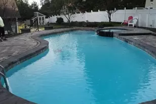 10 Clearwater Rd, Mount Olive, NJ 07828 - Photo 3