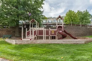 1030 Robin Ct, Green Brook Township, NJ 08812 - Photo 15