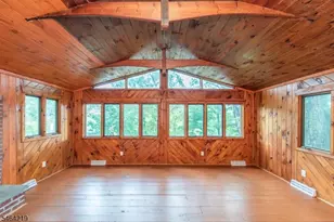 8 Weaver House Cove Rd, Byram Township, NJ 07821 - Photo 5