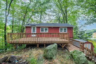 8 Weaver House Cove Rd, Byram Township, NJ 07821 - Photo 19