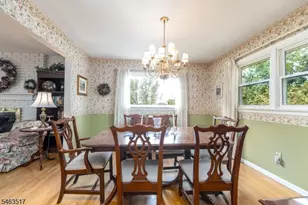 16 Warren Pl, Berkeley Heights Township, NJ 07974 - Photo 7